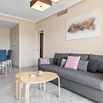 Appartement Lovely 2-bed 10 Mins Walk From Puerto Banus Marbellac