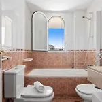 Lovely 2-bed 10 Mins Walk From Puerto Banus * Marbellac